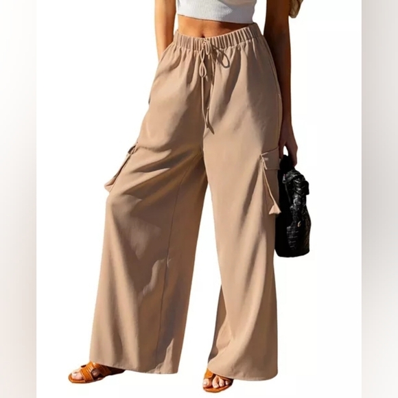 NWT Cupshe Elastic Waist Wide Leg Cargo Pants, Color Tan Size S - Picture 3 of 16